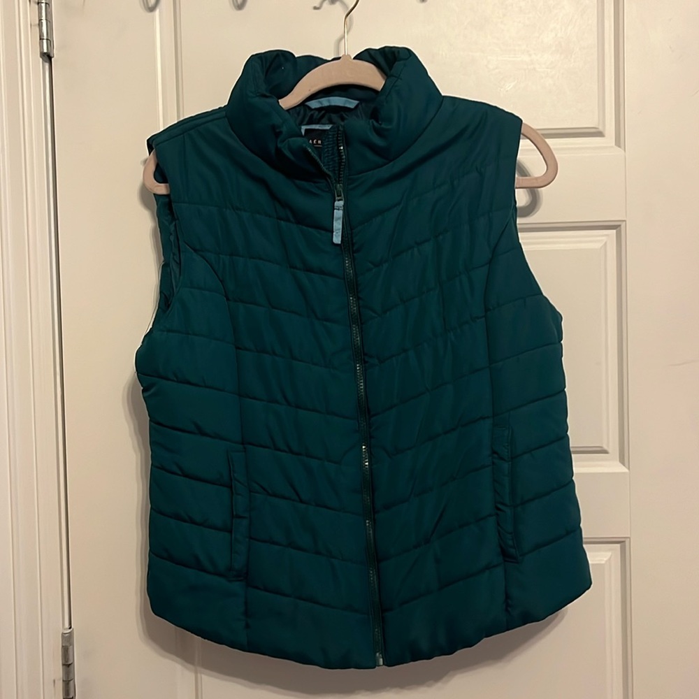 Aeropostale Vest Size XL